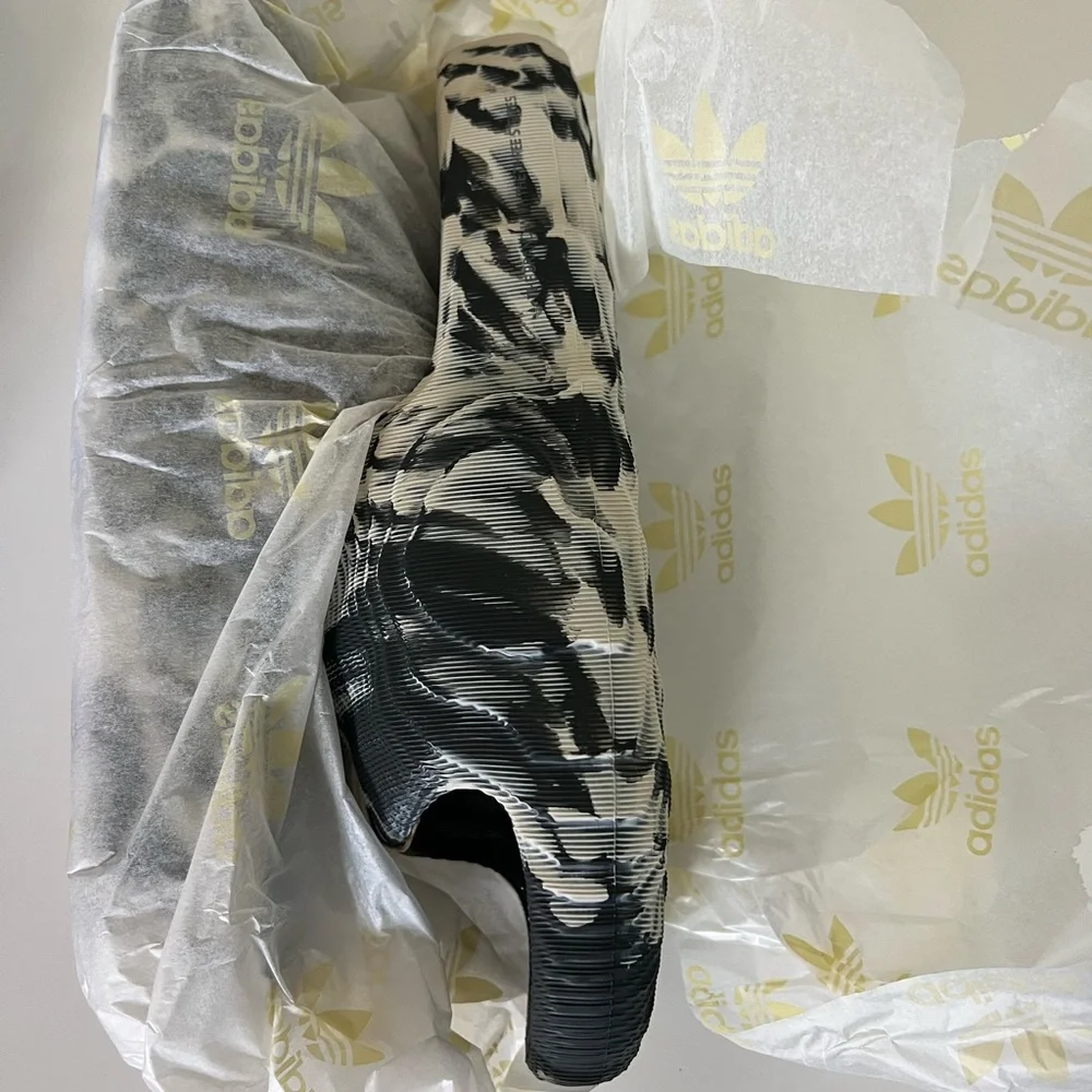 adidas adilette 22